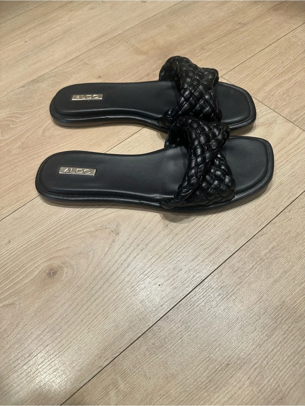 Aldo classic black